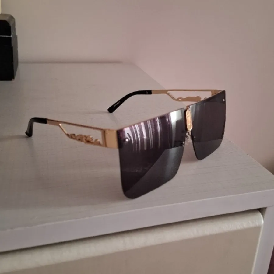 عینک آفتابی