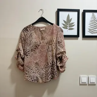 پیراهن دخترانه