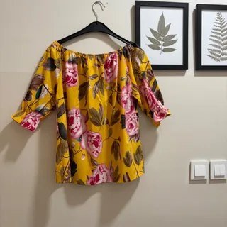 پیراهن گلگلی