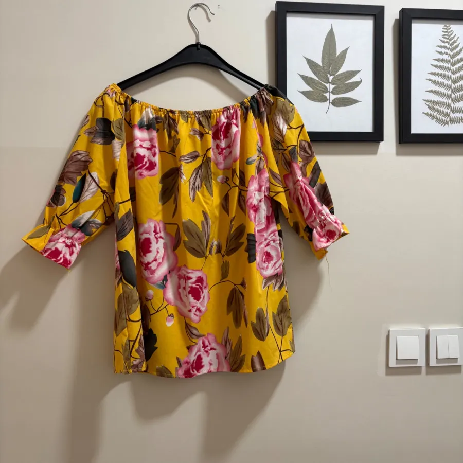 پیراهن گلگلی