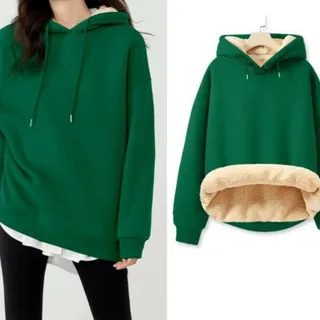 هودی داخل خز گرم