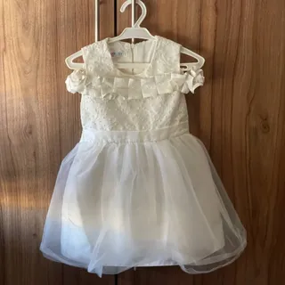 پیراهن دخترانه