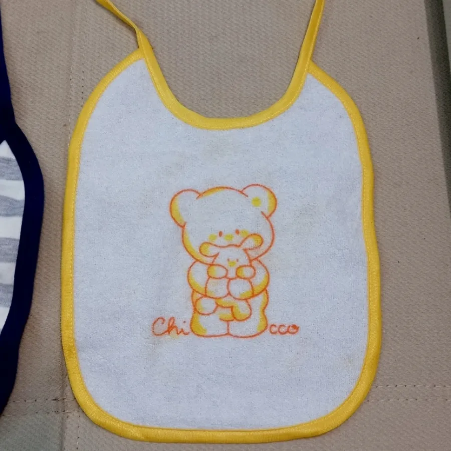 دو عدد پیشبند نوزاد