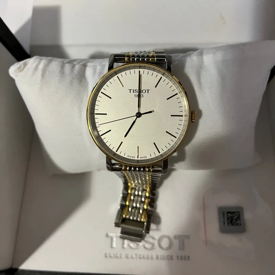 ساعت مچی تیسوتTISSOT