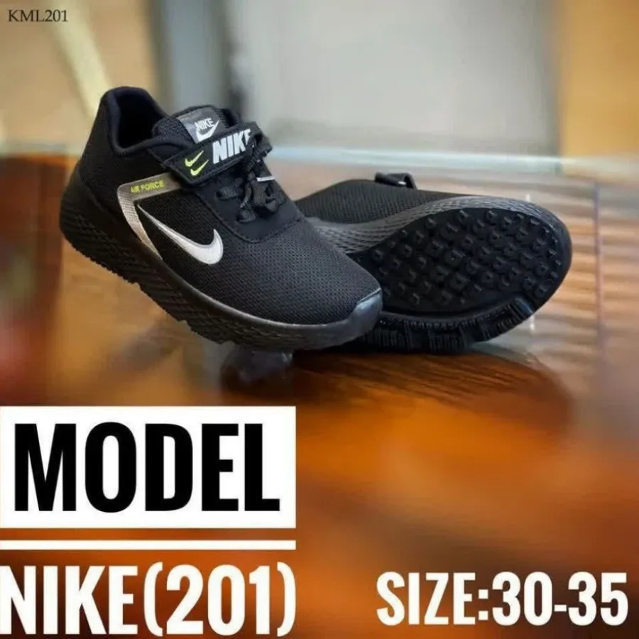 کفش بچه گانه