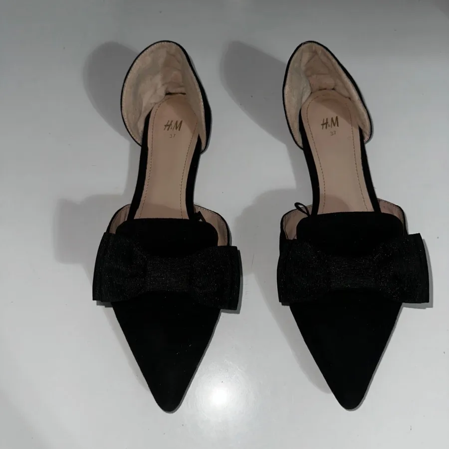 صندل برند h&m