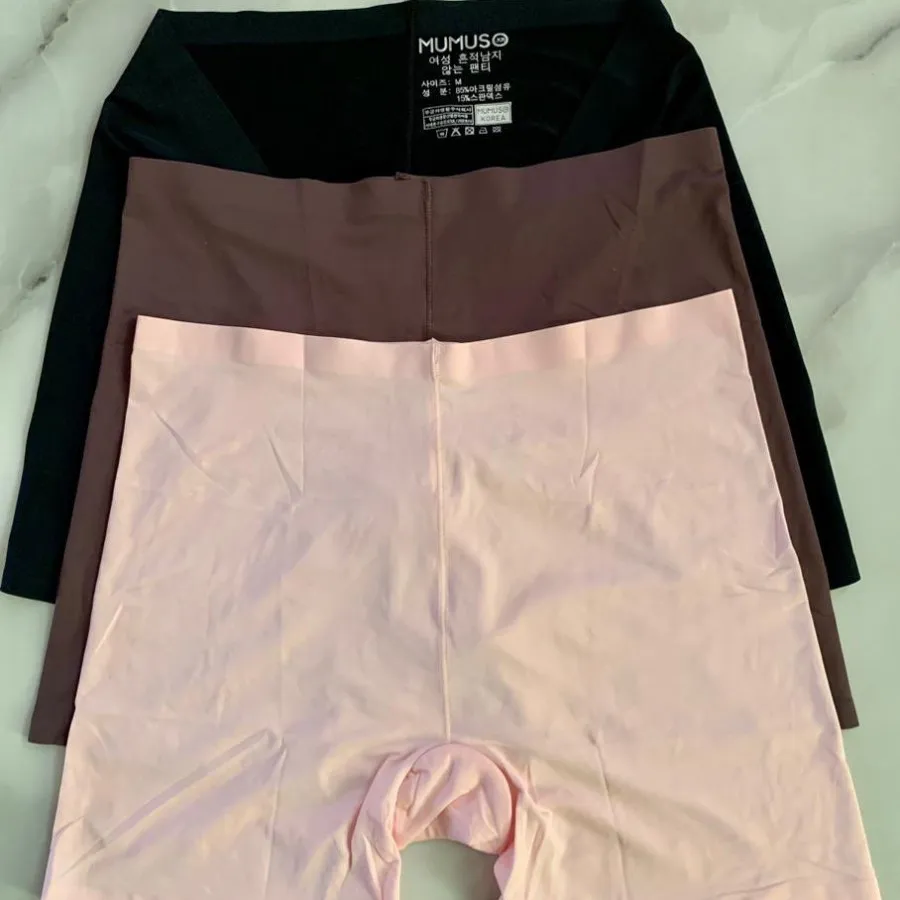 شلوارک شورت لیزری موموسو