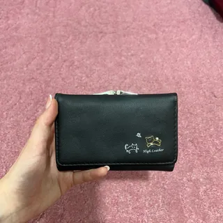 کیف پول مشکی پیشی