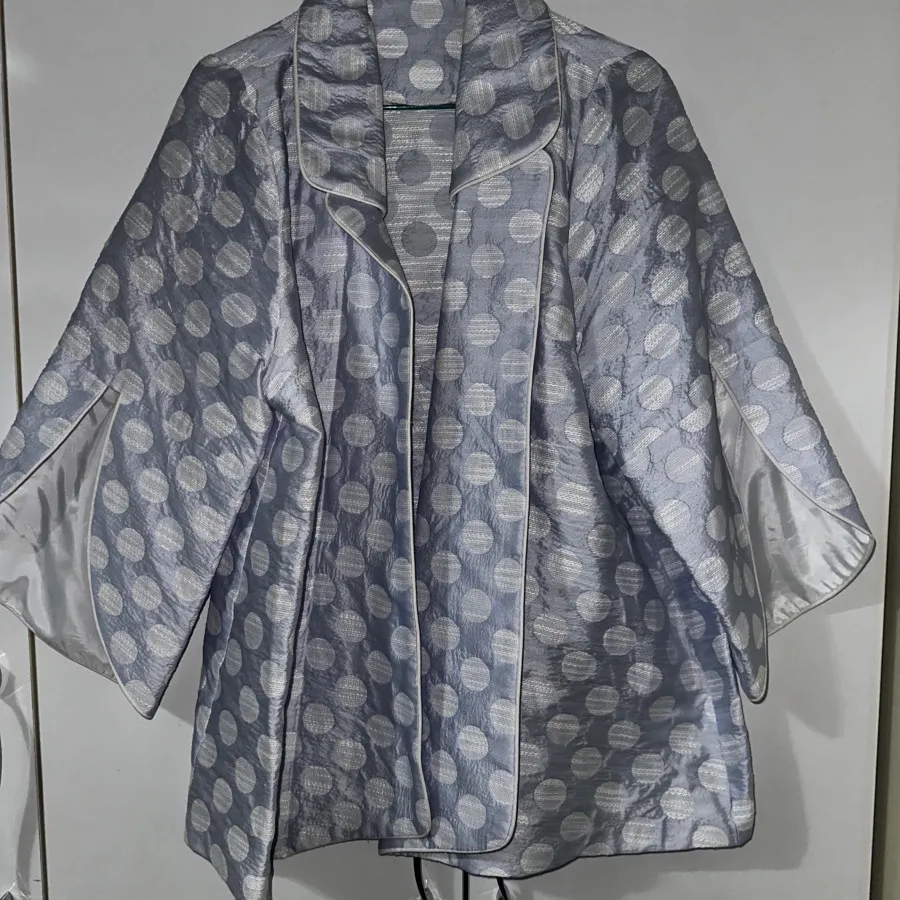 مانتو رنگ آبی