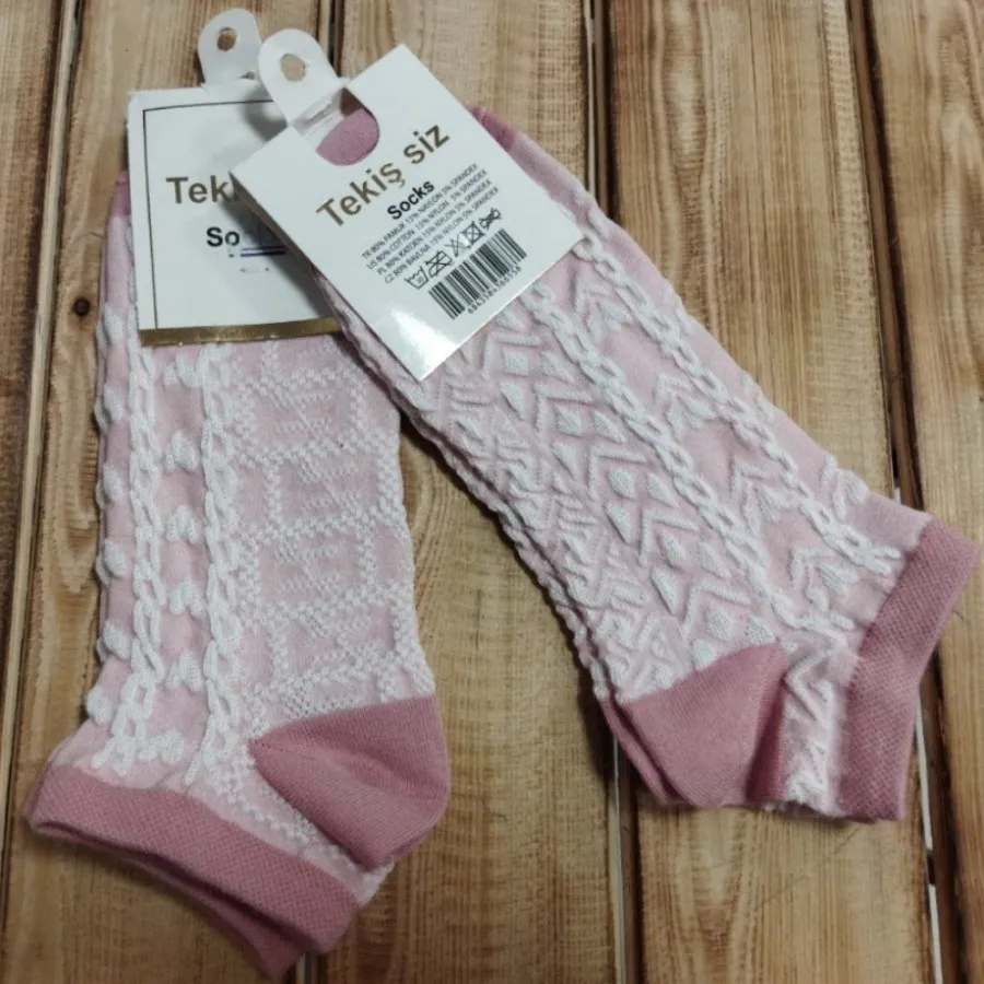 جوراب دخترانه و زنانه