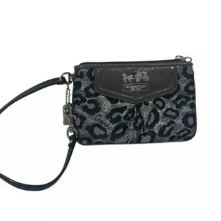 کیف پول شیک coach