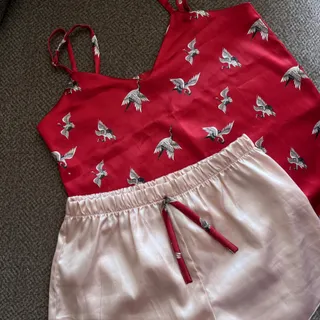 تاپ و شرتک ساتن