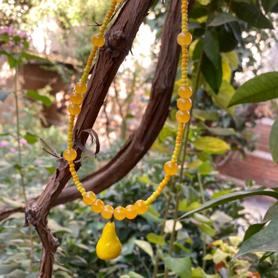 گردنبند گلابی