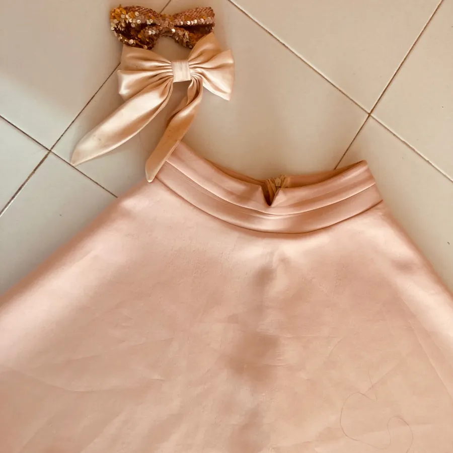 دامن عزوسکی