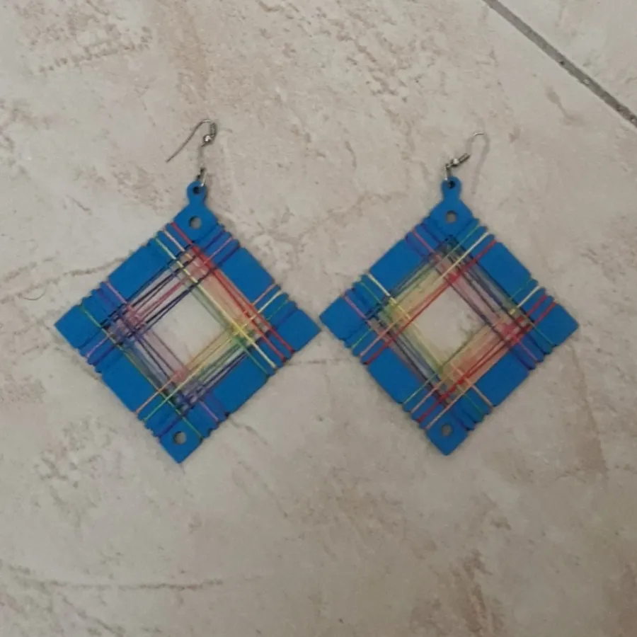 گوشواره فانتزی آبی