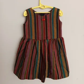 پیراهن بچگانه