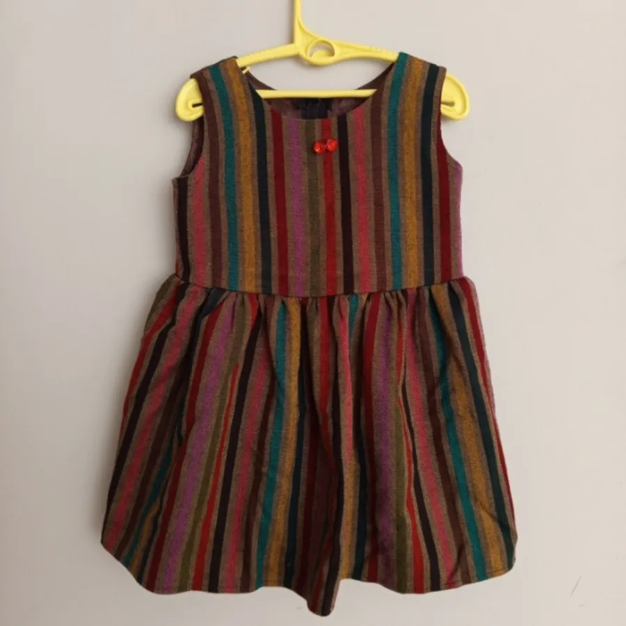 پیراهن بچگانه