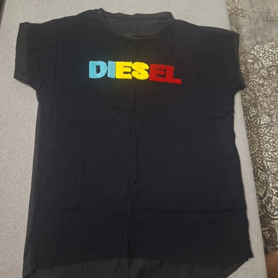 تیشرت مشکی پشت بلند