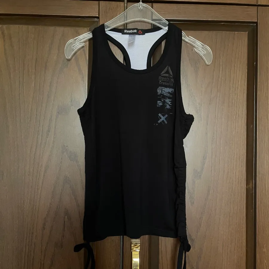 تاپ ورزشی ریباک