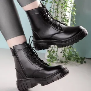 کفش نیم بوت