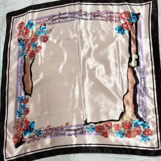 اسکارف برند