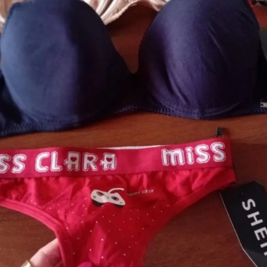 شورت و سوتین