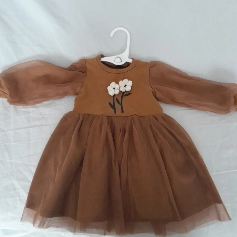 پیراهن دخترانه