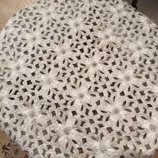 رومیزی دست دوز