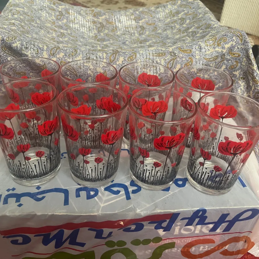 لیوان شربت خوری