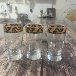 لیوان شربت خوری