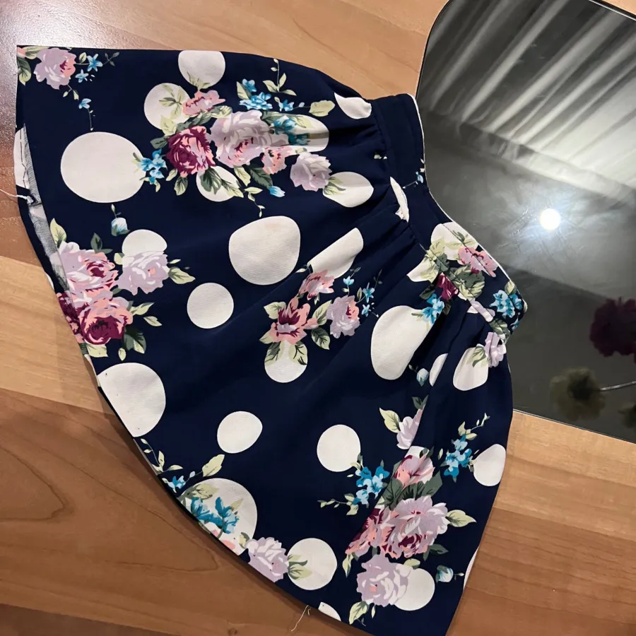 دامن دخترونه