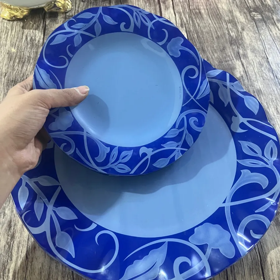 میوه خوری و دیس