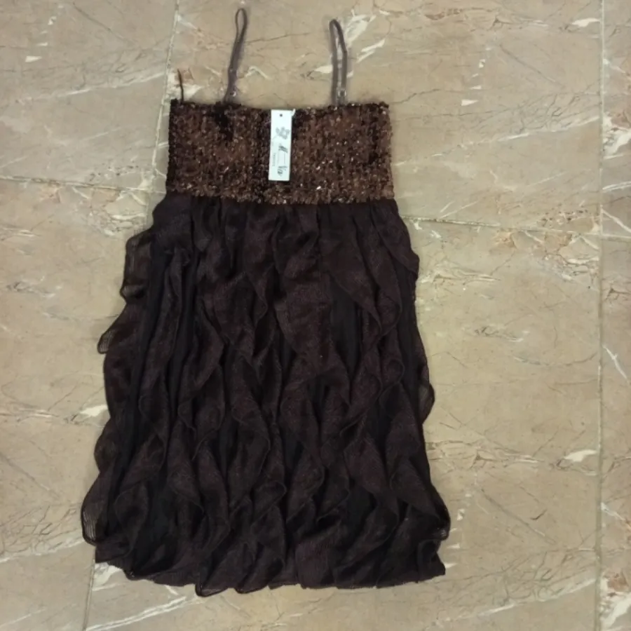 پیراهن کوتاه