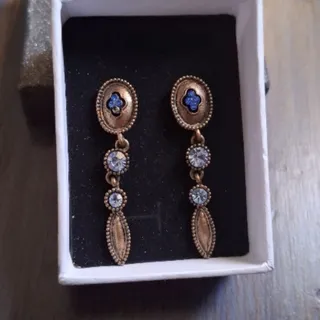 گوشواره زنانه