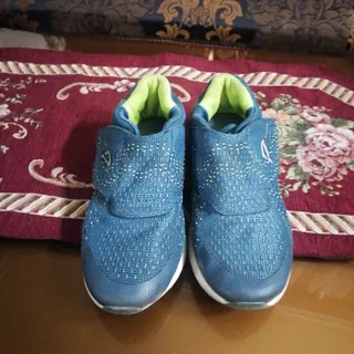 کتونی وارداتی