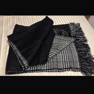 شال و کلاه اچ ان ام