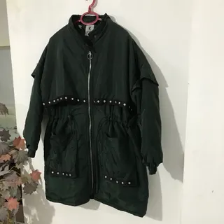 کاپشن با رویع بارانی