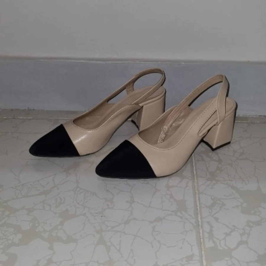 کفش طرح شنل