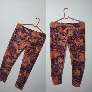 ساپورت / لگ‌ مخمل