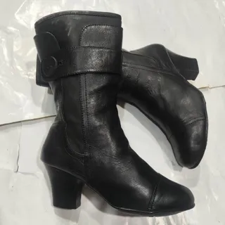 بوت زنانه اورجینال