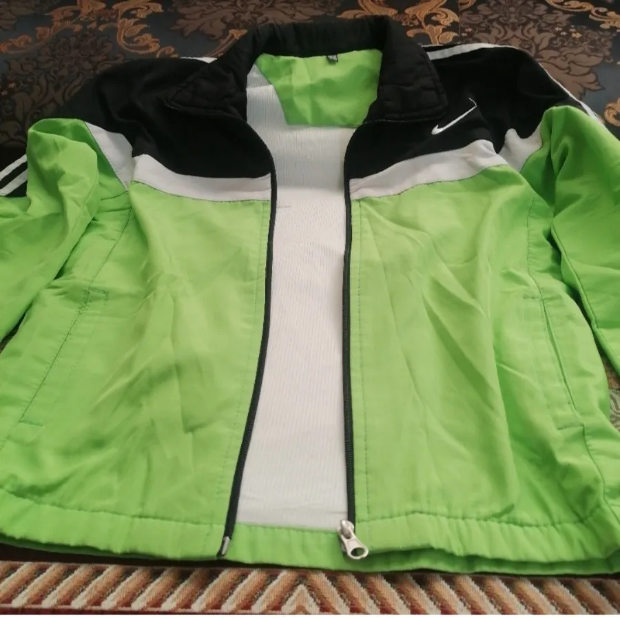 سویشرت ورزشی