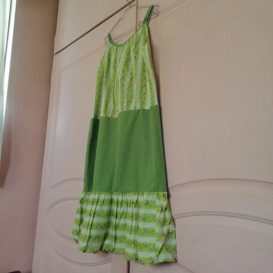 پیراهن بلند نخی سبز