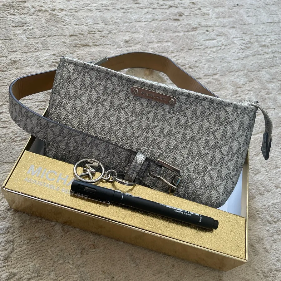 کیف کمری مایکل کورس