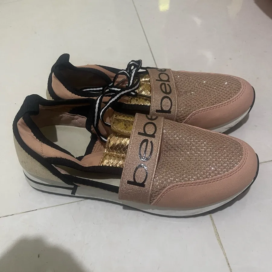 کتونی bebe سایز38/5