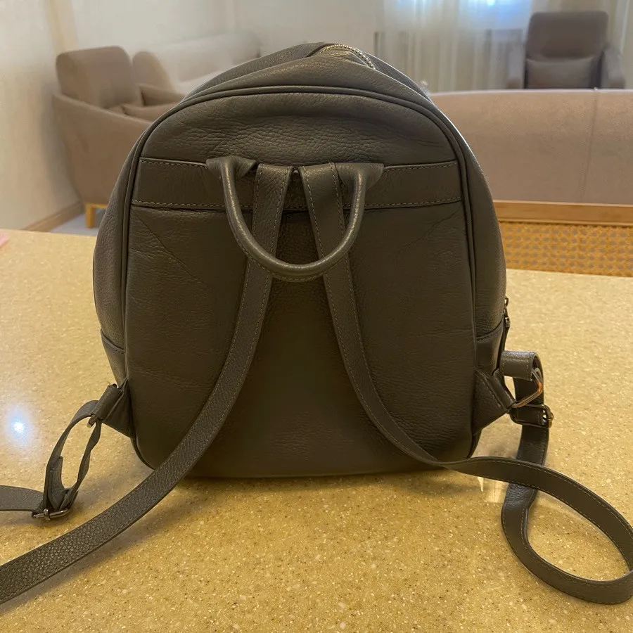 کوله نوین چرم طوسی نووووو