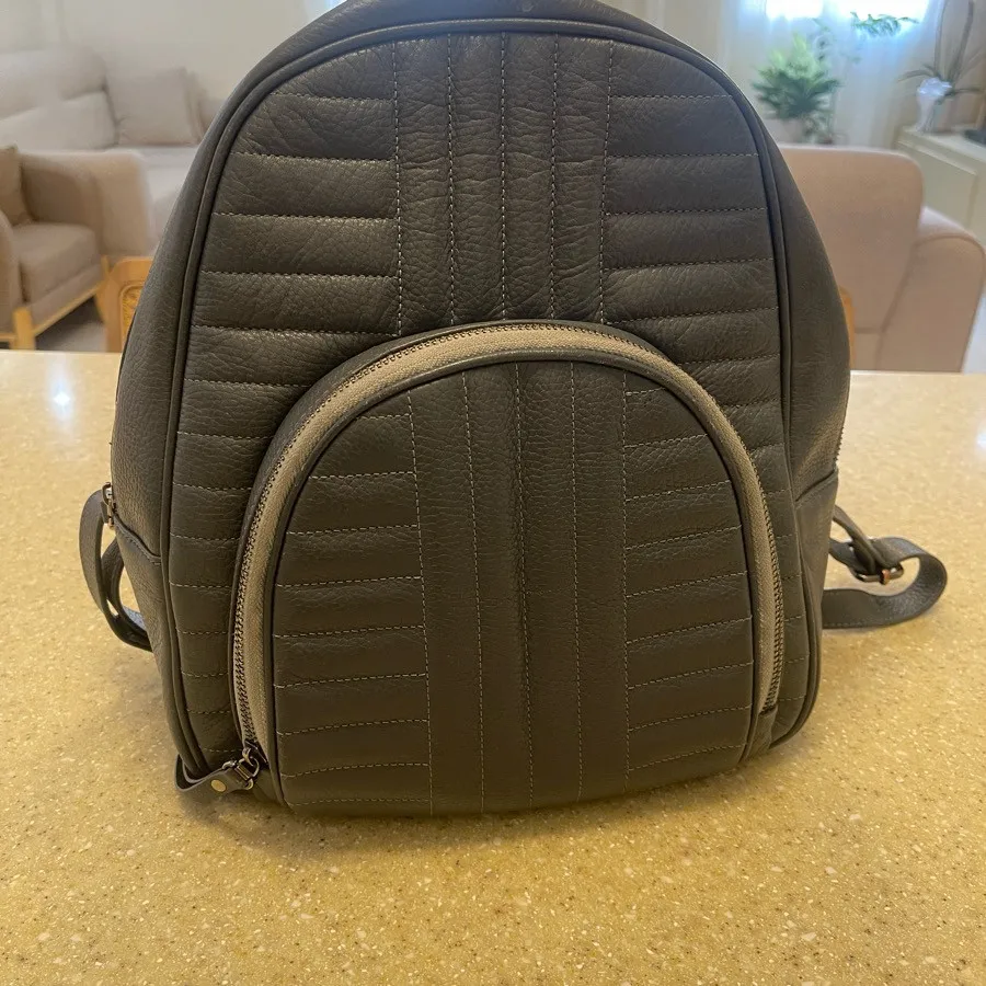 کوله نوین چرم طوسی نووووو