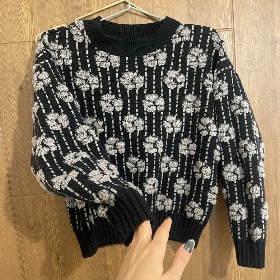 پلیور گرم کراپ گل بابونه