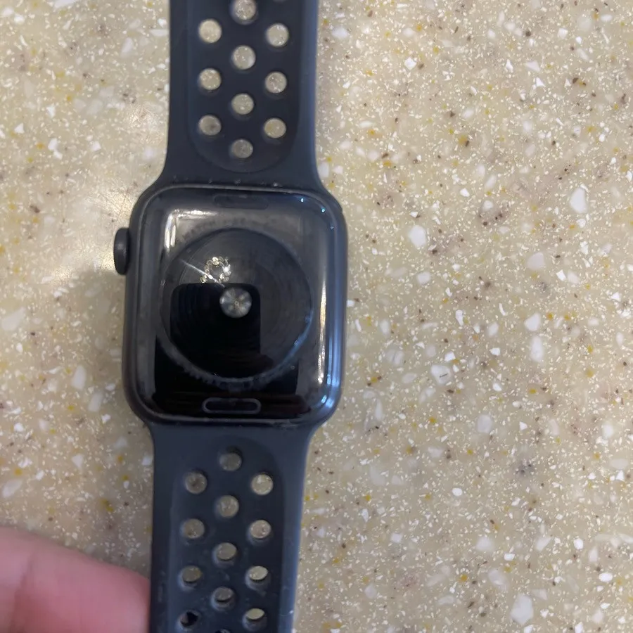 اپل واچ سری se