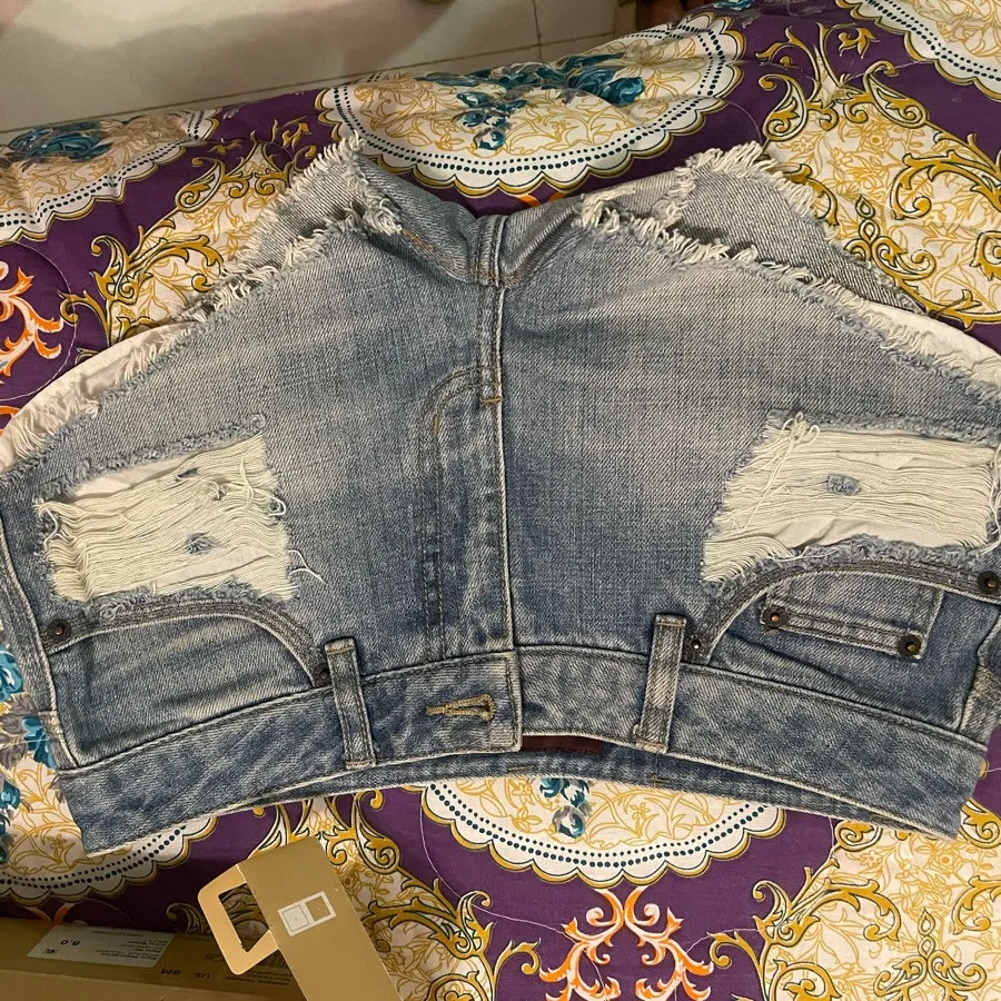 جین شلوارک سایز 27 امریکا