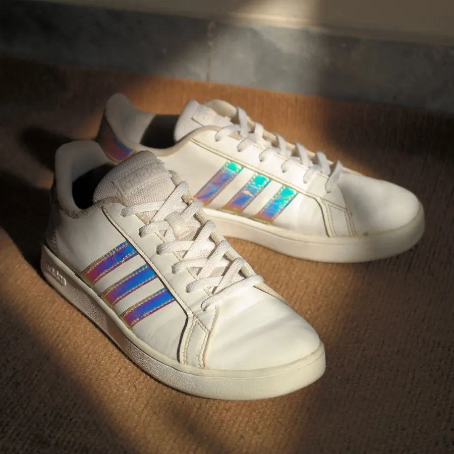 کتونی آدیداس adidas